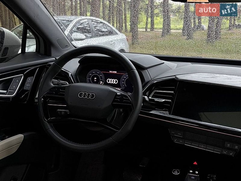 Позашляховик / Кросовер Audi Q4 e-tron 2023 в Сумах