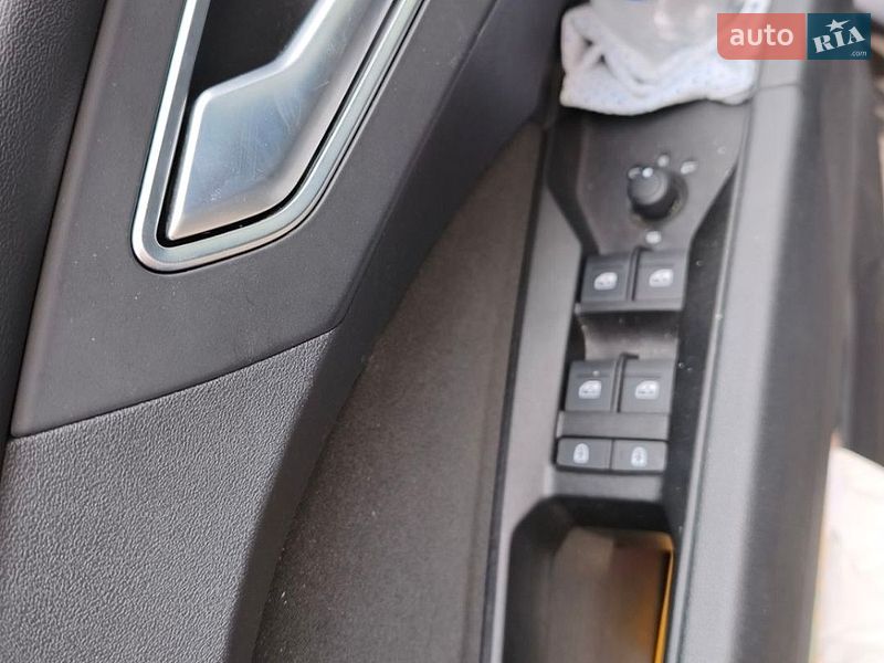Внедорожник / Кроссовер Audi Q4 e-tron 2021 в Тернополе
