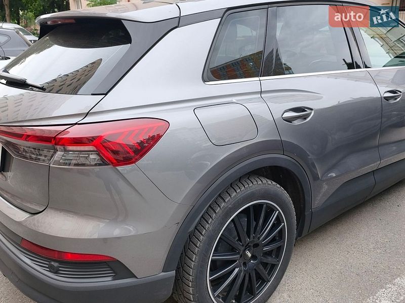 Внедорожник / Кроссовер Audi Q4 e-tron 2021 в Тернополе