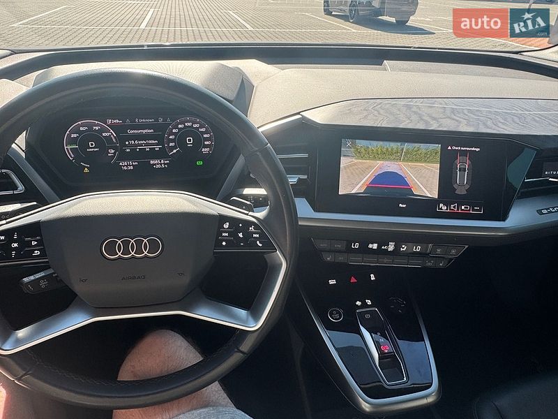 Внедорожник / Кроссовер Audi Q4 e-tron 2022 в Виннице