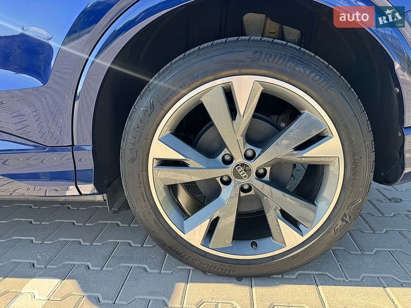 Позашляховик / Кросовер Audi Q4 e-tron 2022 в Вінниці