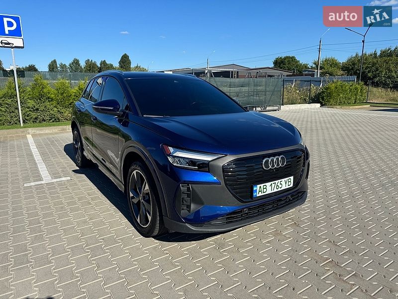 Позашляховик / Кросовер Audi Q4 e-tron 2022 в Вінниці