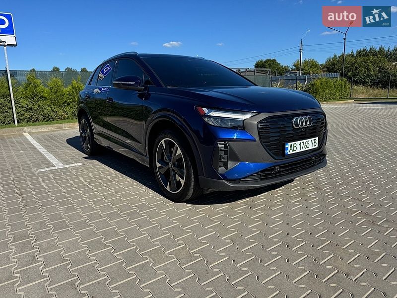 Внедорожник / Кроссовер Audi Q4 e-tron 2022 в Виннице