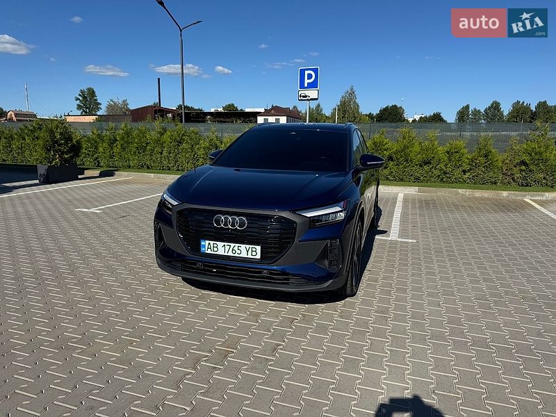 Внедорожник / Кроссовер Audi Q4 e-tron 2022 в Виннице