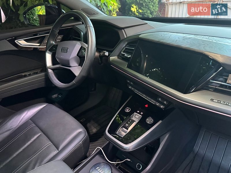 Внедорожник / Кроссовер Audi Q4 e-tron 2022 в Виннице