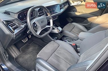 Внедорожник / Кроссовер Audi Q4 e-tron 2023 в Киеве
