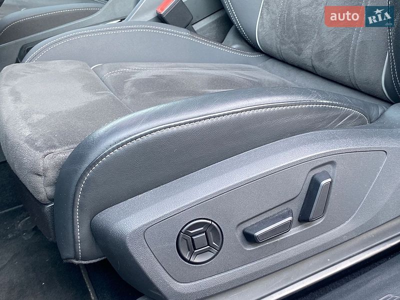 Внедорожник / Кроссовер Audi Q4 e-tron 2023 в Киеве
