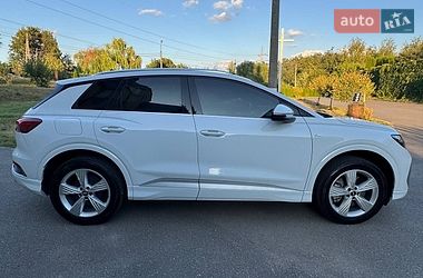 Внедорожник / Кроссовер Audi Q4 e-tron 2023 в Киеве