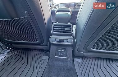 Внедорожник / Кроссовер Audi Q4 e-tron 2023 в Киеве