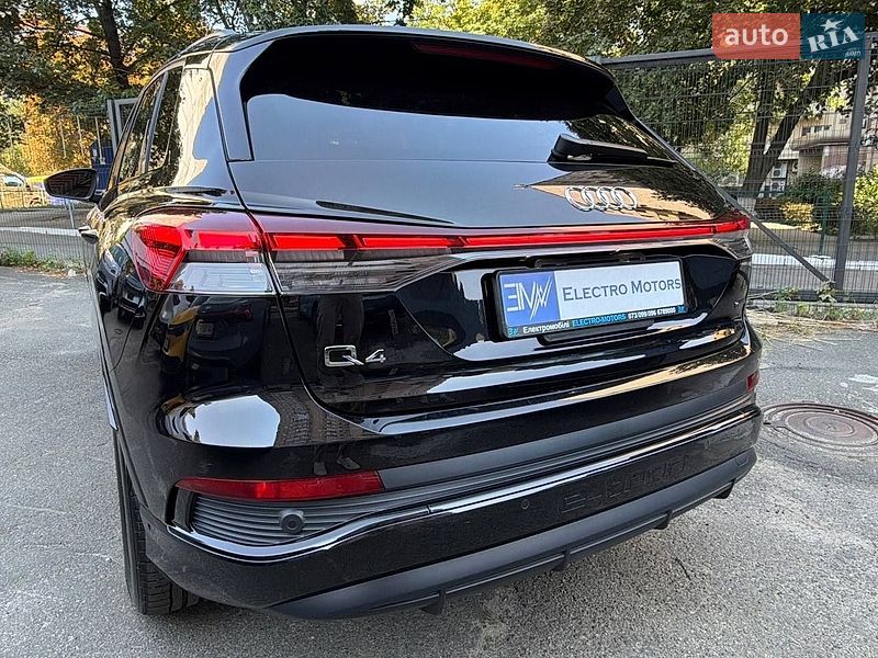 Внедорожник / Кроссовер Audi Q4 e-tron 2023 в Киеве