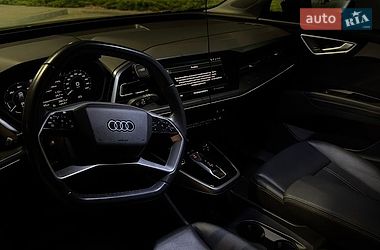 Внедорожник / Кроссовер Audi Q4 e-tron 2021 в Хмельницком