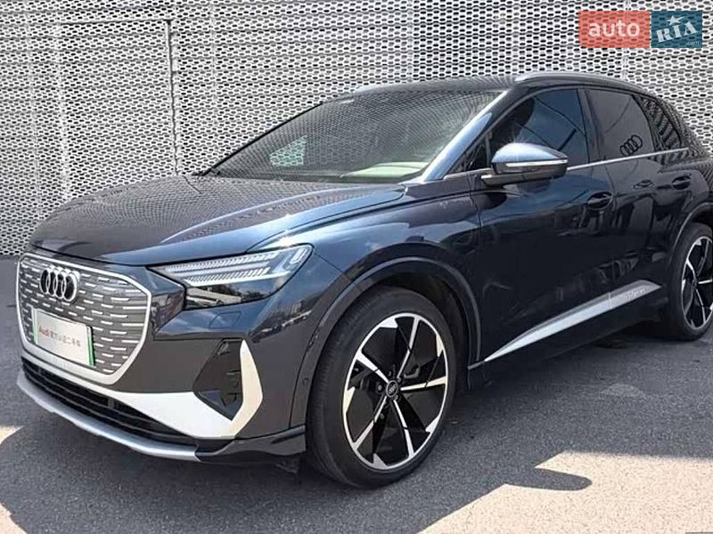 Audi Q4 e-tron 2023