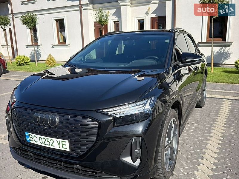 Внедорожник / Кроссовер Audi Q4 e-tron 2023 в Львове