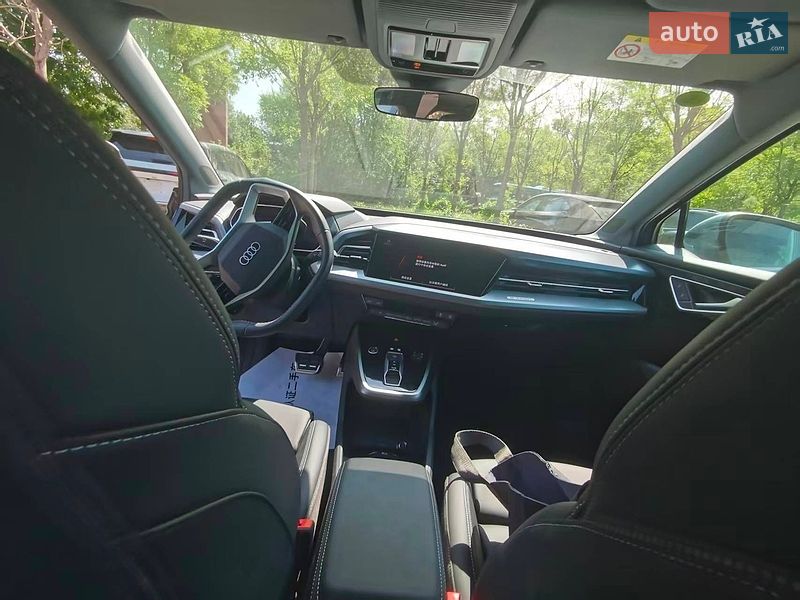 Позашляховик / Кросовер Audi Q4 e-tron 2024 в Києві фото 13 Позашляховик / Кросовер Audi Q4 e-tron 2024 в Києві