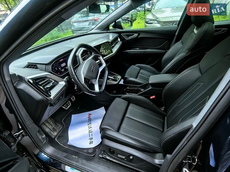 Внедорожник / Кроссовер Audi Q4 e-tron 2024 в Киеве