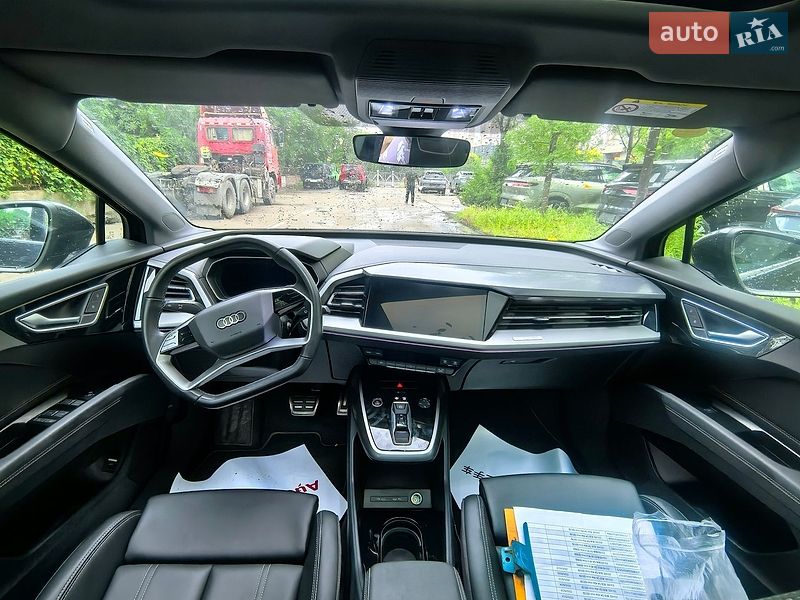 Внедорожник / Кроссовер Audi Q4 e-tron 2024 в Киеве