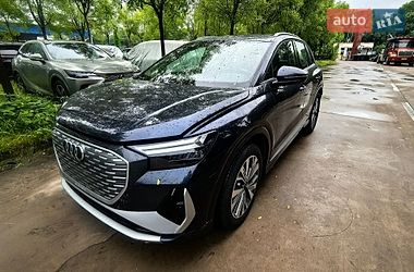 Внедорожник / Кроссовер Audi Q4 e-tron 2024 в Киеве