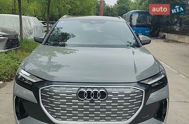 Внедорожник / Кроссовер Audi Q4 e-tron 2024 в Львове