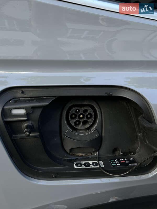 Внедорожник / Кроссовер Audi Q4 Sportback e-tron 2022 в Харькове