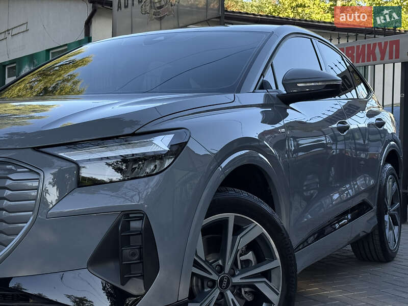 Внедорожник / Кроссовер Audi Q4 Sportback e-tron 2023 в Николаеве