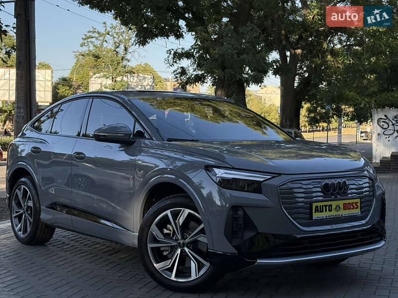 Внедорожник / Кроссовер Audi Q4 Sportback e-tron 2023 в Николаеве