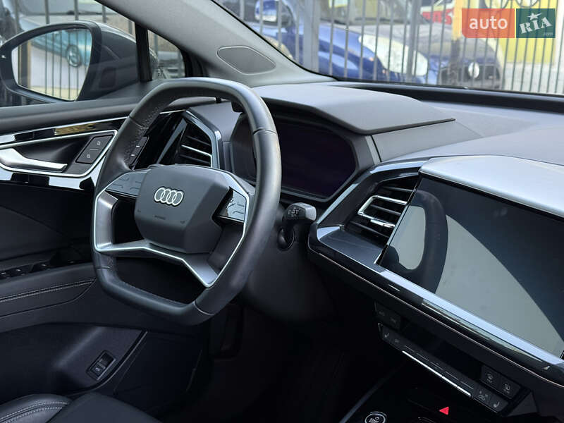 Внедорожник / Кроссовер Audi Q4 Sportback e-tron 2023 в Николаеве