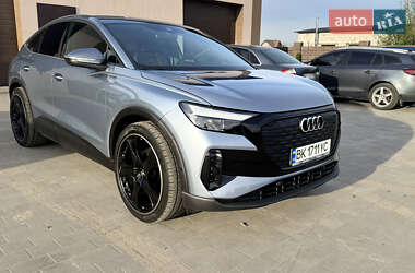 Внедорожник / Кроссовер Audi Q4 Sportback e-tron 2022 в 