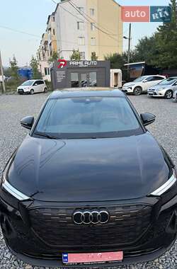 Внедорожник / Кроссовер Audi Q4 Sportback e-tron 2023 в 