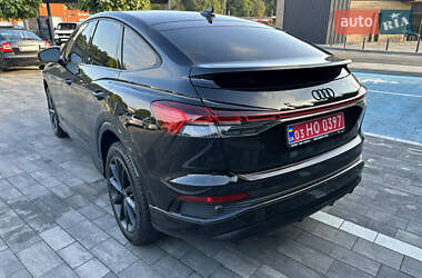 Внедорожник / Кроссовер Audi Q4 Sportback e-tron 2022 в 