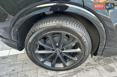 Внедорожник / Кроссовер Audi Q4 Sportback e-tron 2022 в 