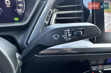 Внедорожник / Кроссовер Audi Q4 Sportback e-tron 2022 в 