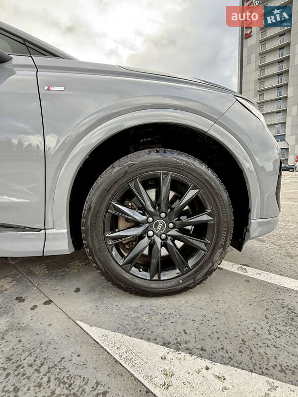 Позашляховик / Кросовер Audi Q4 Sportback e-tron 2022 в Києві