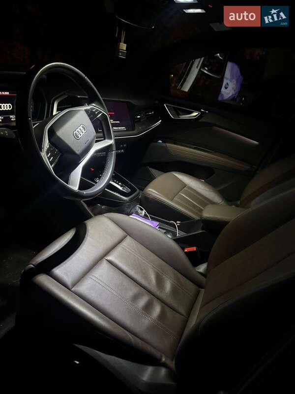 Внедорожник / Кроссовер Audi Q4 Sportback e-tron 2022 в Харькове