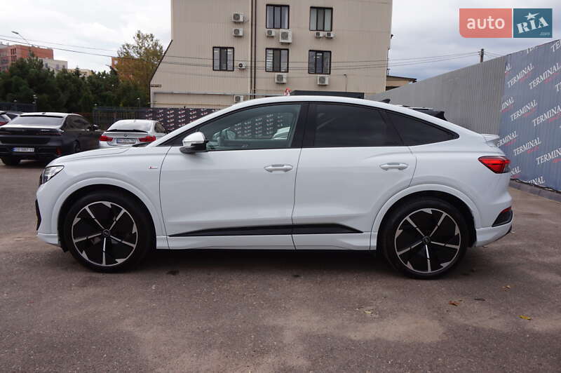 Позашляховик / Кросовер Audi Q4 Sportback e-tron 2022 в Одесі