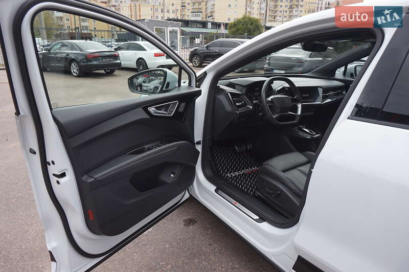 Позашляховик / Кросовер Audi Q4 Sportback e-tron 2022 в Одесі