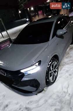 Позашляховик / Кросовер Audi Q4 Sportback e-tron 2023 в Львові