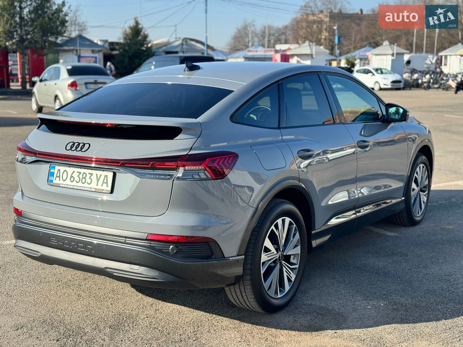2022 Audi Q4 Sportback e-tron - мініатюра 6