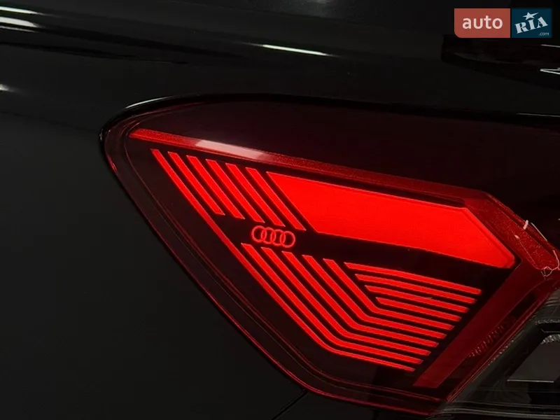 Audi Q4 Sportback e-tron 2022 VIN WA142BFZ1PP004762 фото оголошення 16 з 68