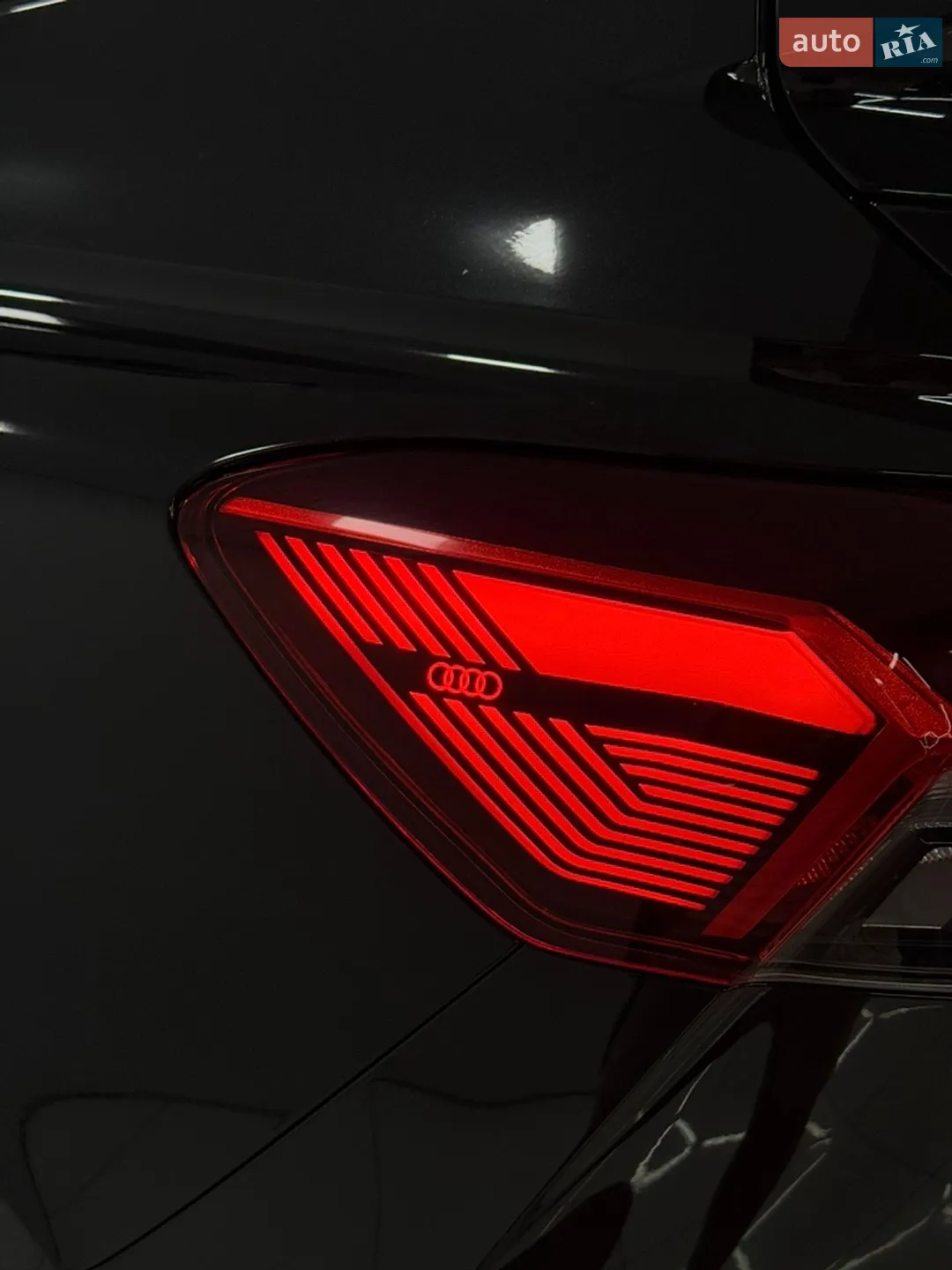 2022 Audi Q4 Sportback e-tron - мініатюра 16