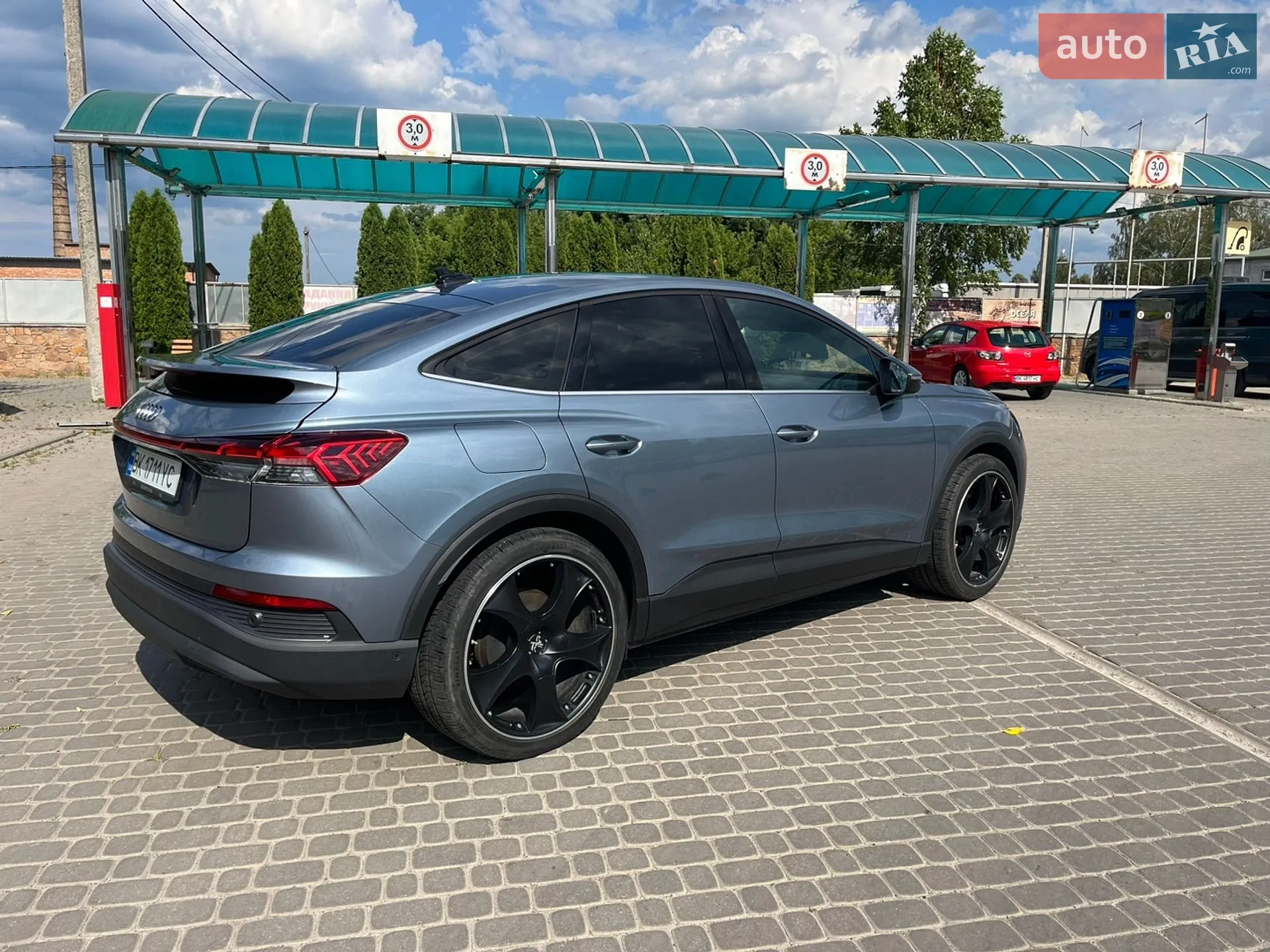 2022 Audi Q4 Sportback e-tron - мініатюра 4