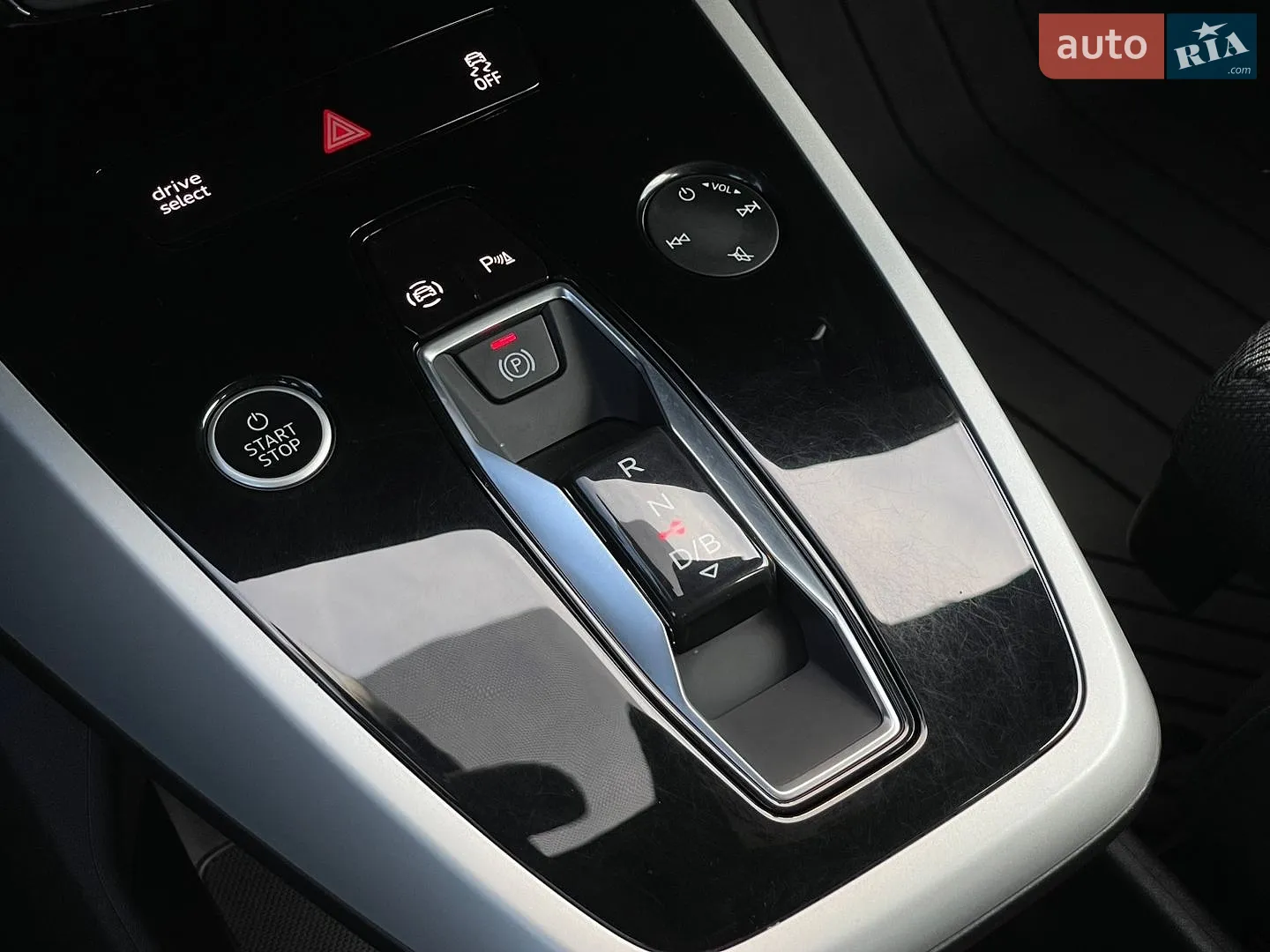 2022 Audi Q4 Sportback e-tron - мініатюра 18