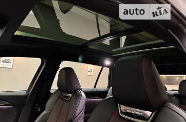 Позашляховик / Кросовер Audi Q5 e-tron 2022 в Києві