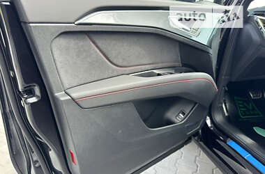 Внедорожник / Кроссовер Audi Q5 e-tron 2024 в 