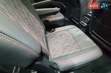 Позашляховик / Кросовер Audi Q5 e-tron 2023 в 