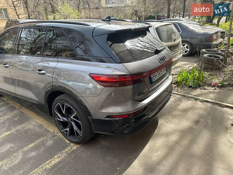 Позашляховик / Кросовер Audi Q5 e-tron 2022 в Одесі