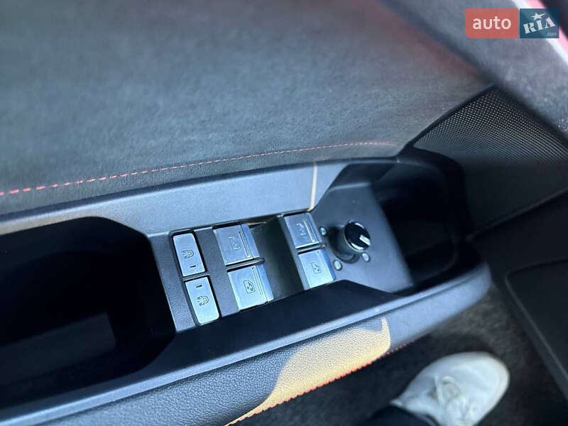 Внедорожник / Кроссовер Audi Q5 e-tron 2022 в Киеве фото 17 Внедорожник / Кроссовер Audi Q5 e-tron 2022 в Киеве
