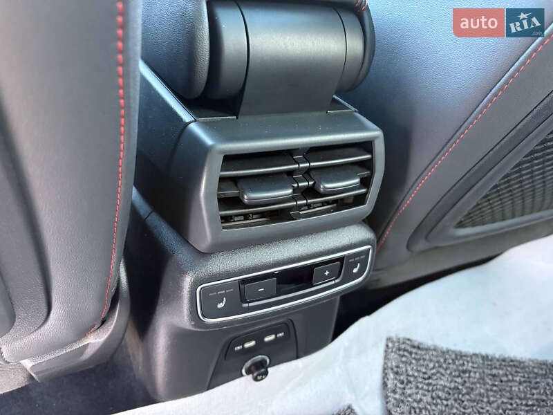 Внедорожник / Кроссовер Audi Q5 e-tron 2022 в Киеве фото 38 Внедорожник / Кроссовер Audi Q5 e-tron 2022 в Киеве