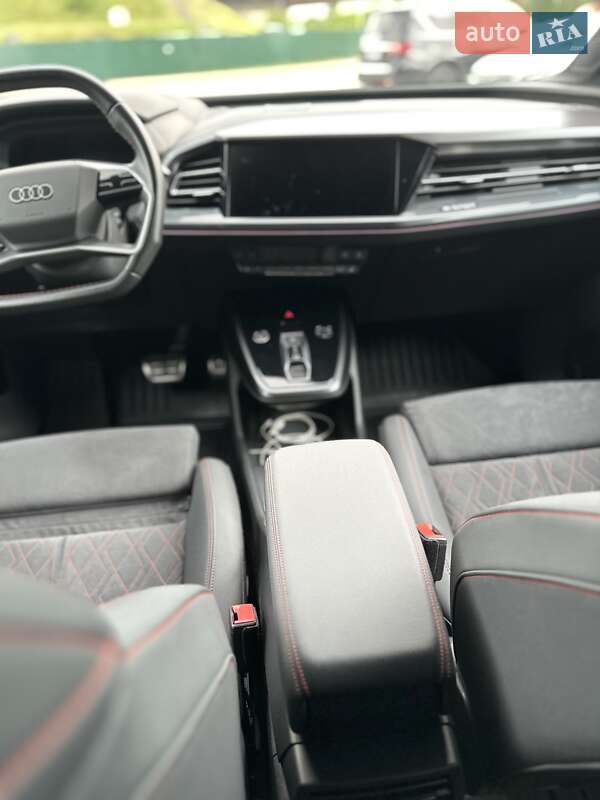 Внедорожник / Кроссовер Audi Q5 e-tron 2022 в Киеве фото 11 Внедорожник / Кроссовер Audi Q5 e-tron 2022 в Киеве