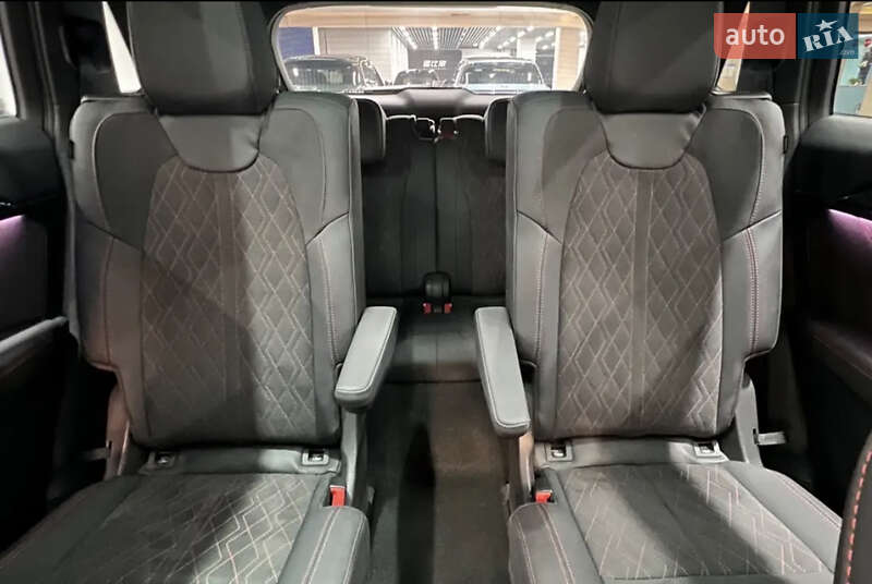 Внедорожник / Кроссовер Audi Q5 e-tron 2022 в Львове