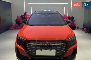 Внедорожник / Кроссовер Audi Q5 e-tron 2022 в 